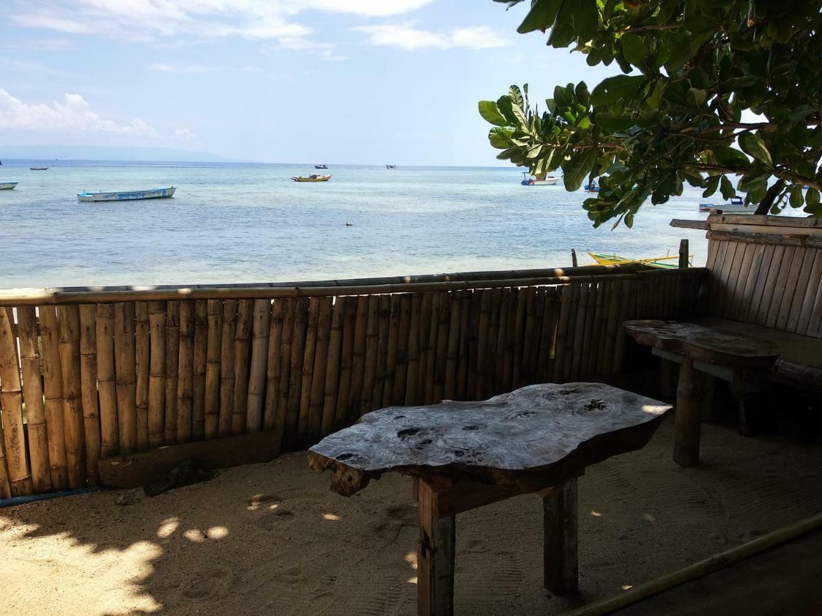 Sunset Guest House & Bar Bunaken Luaran gambar
