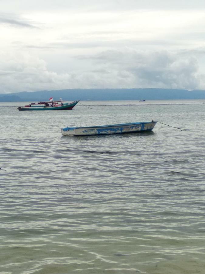 Sunset Guest House & Bar Bunaken Luaran gambar